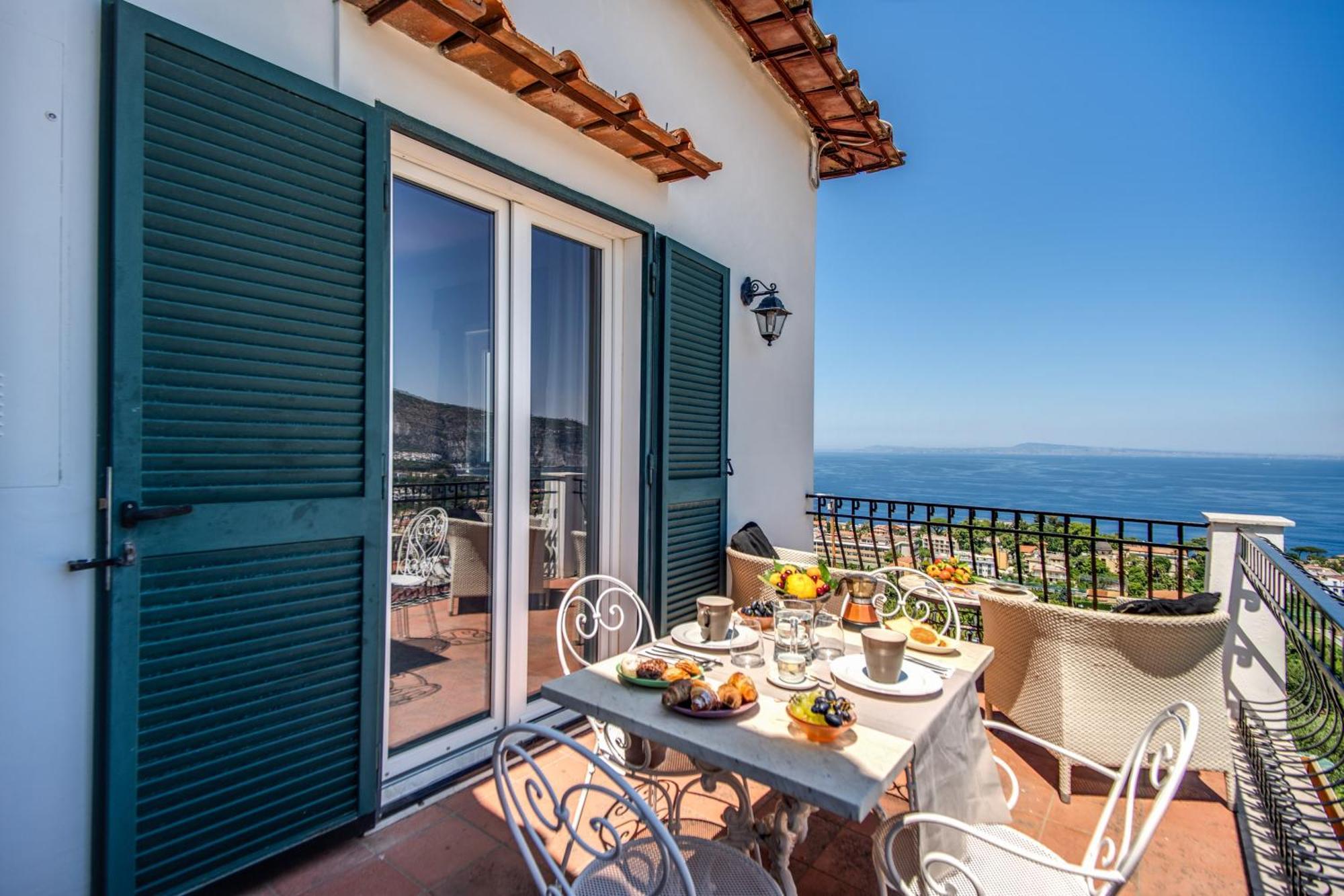 M Suites Sorrento Exteriér fotografie